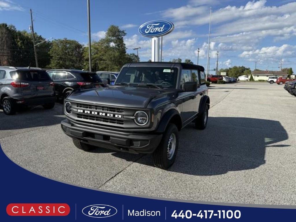 2025 Ford Bronco 4-Door Base's photo