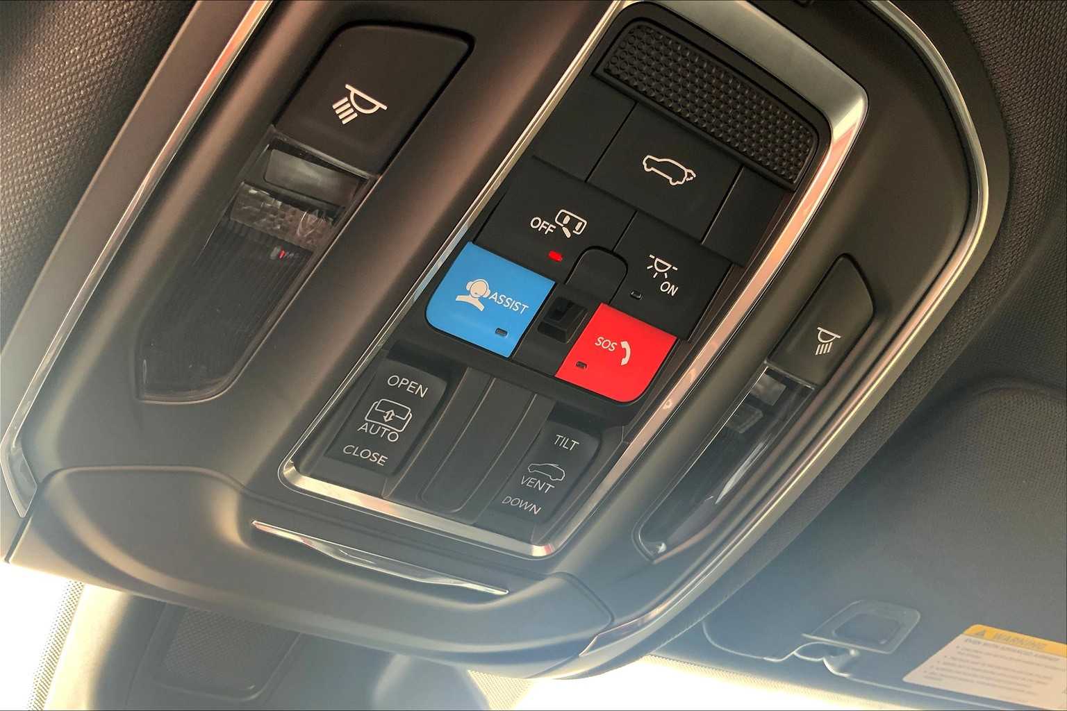 2025 Jeep Grand Cherokee Altitude X photo 18