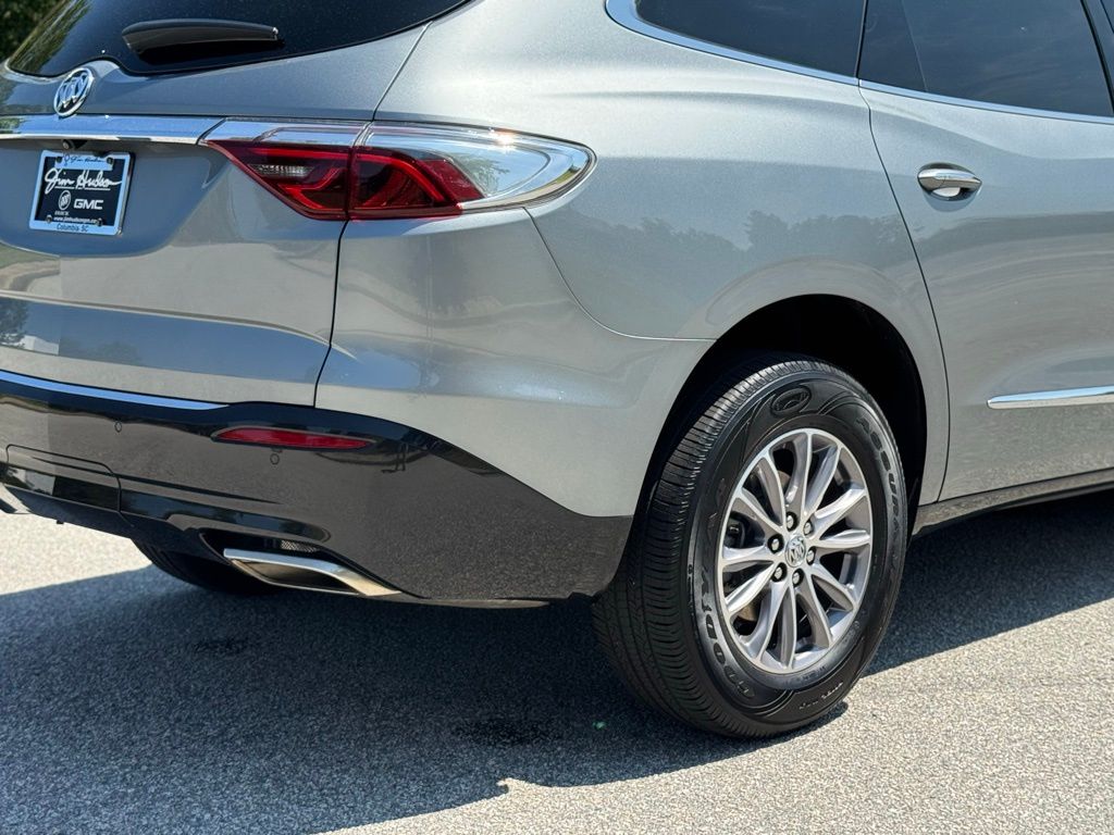 2023 Buick Enclave Essence photo 14