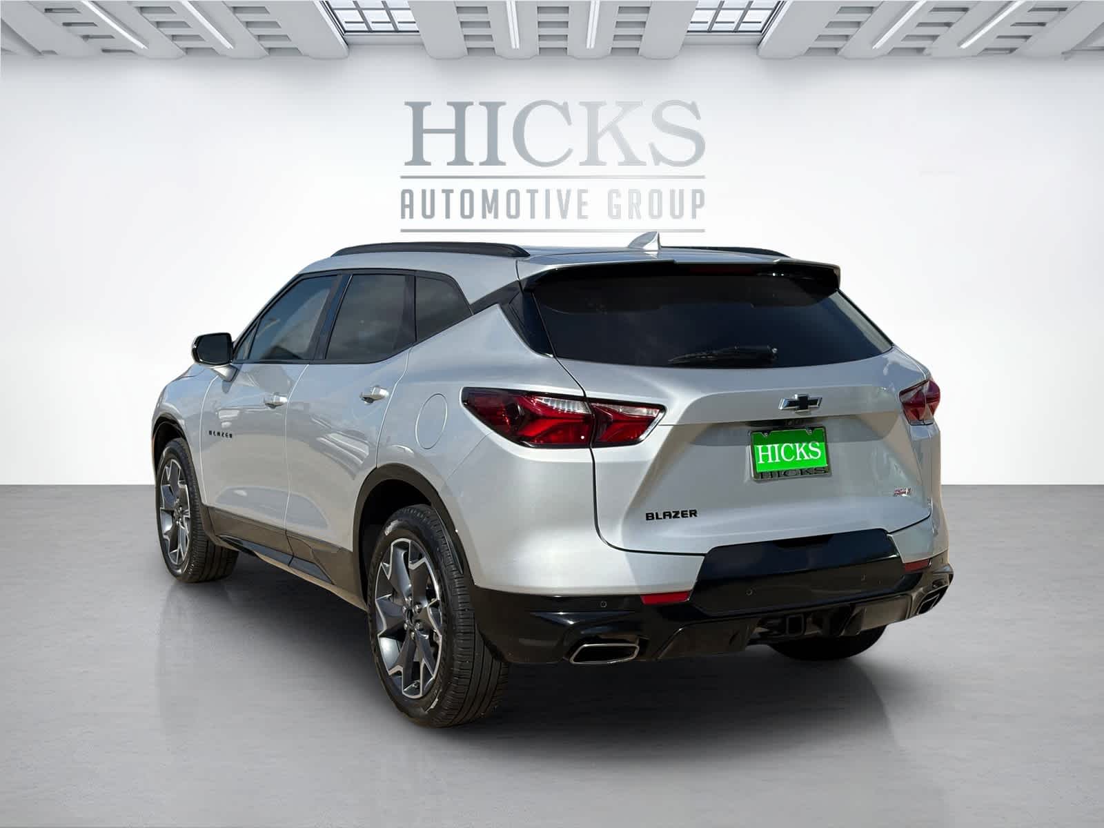 Used 2021 Silver Ice Metallic Chevrolet RS image 7