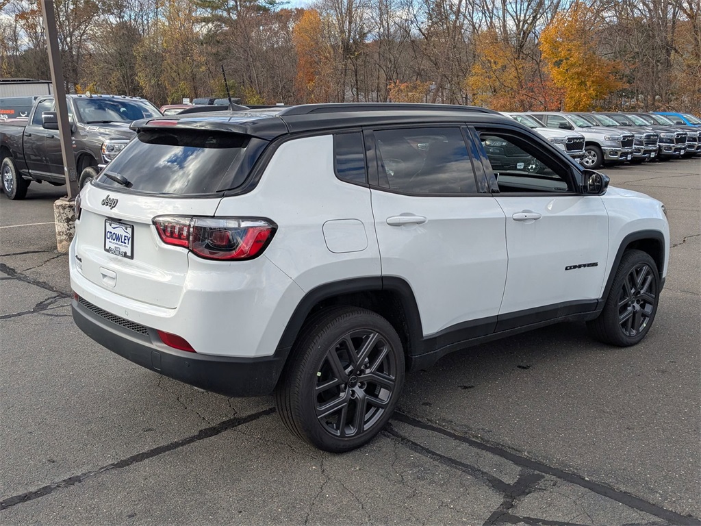 2026 Jeep Compass Limited Altitude photo 3