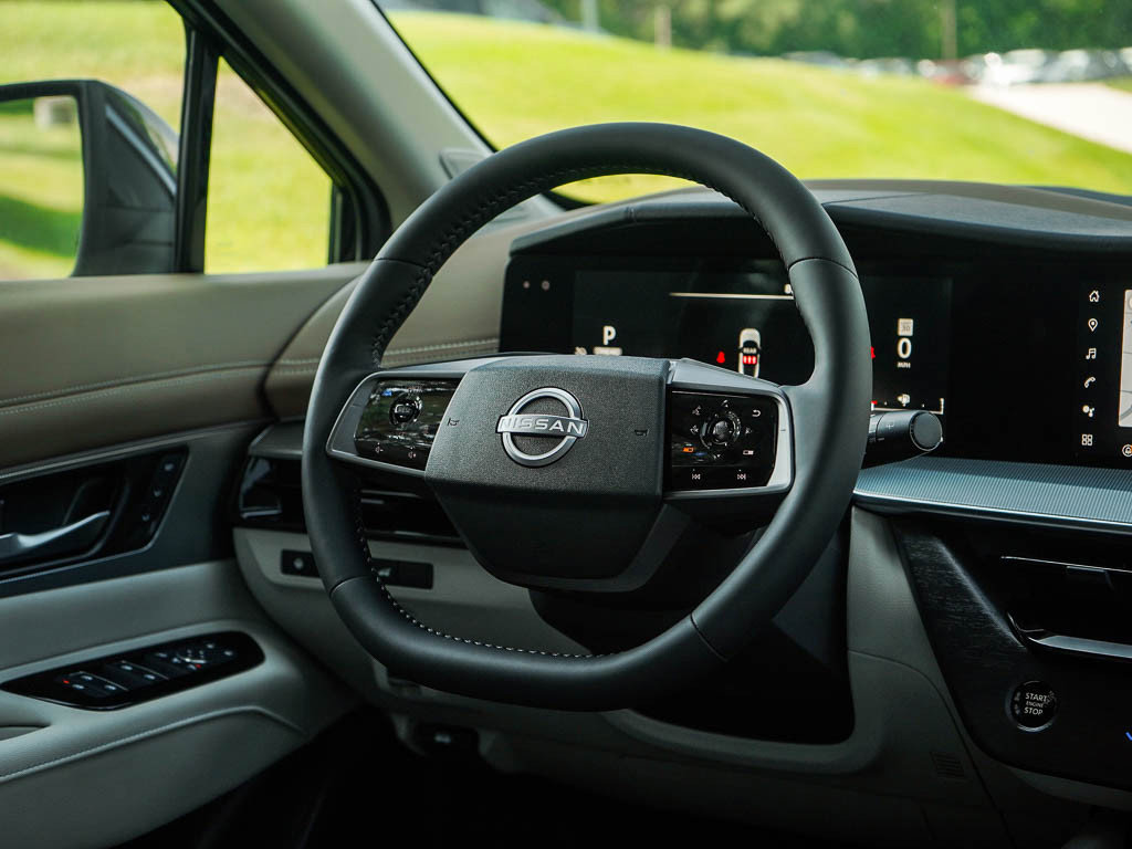 2025 Nissan Murano Platinum photo 15
