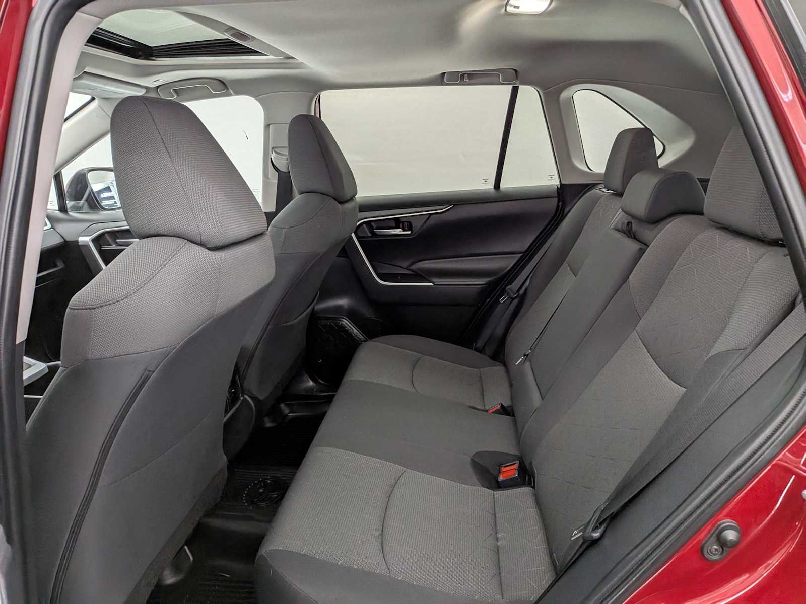 2024 Toyota RAV4 XLE photo 20