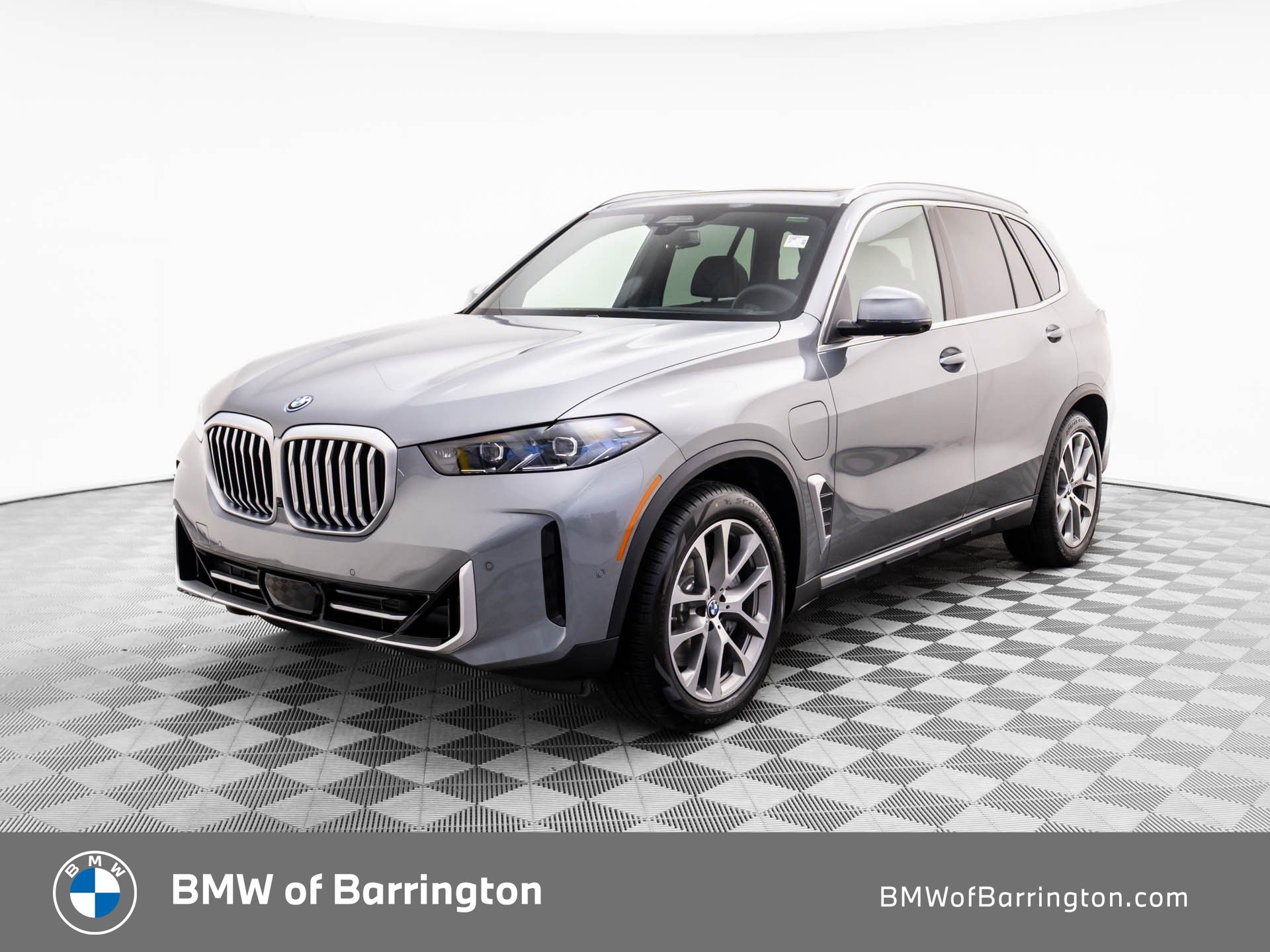 2026 BMW X5 50e's photo