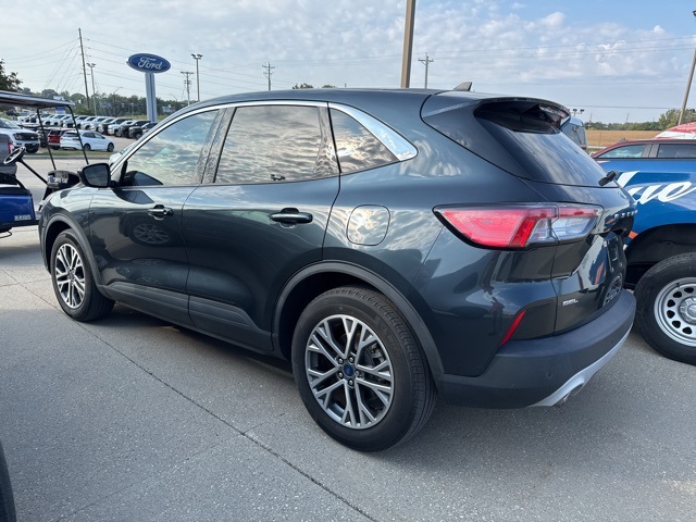 2022 Ford Escape SEL photo 3