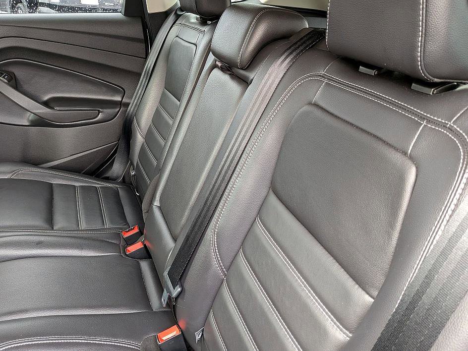 2019 Ford Escape Titanium photo 28