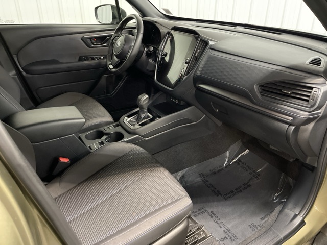 2025 Subaru Forester Premium photo 18