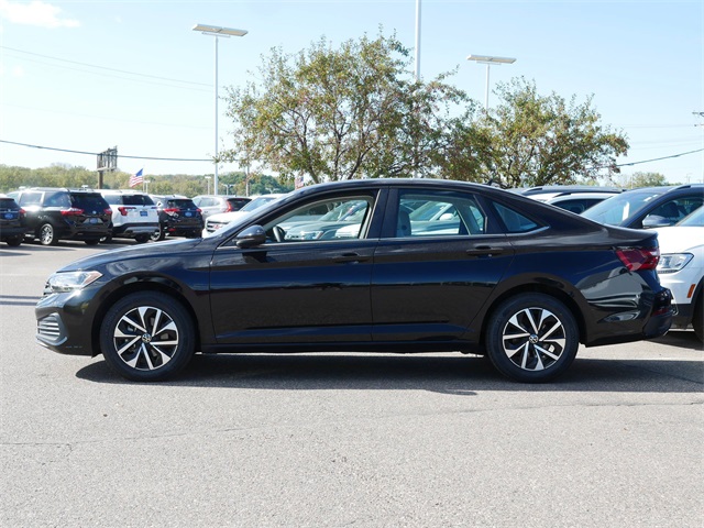 2023 Volkswagen Jetta 1.5T S photo 3