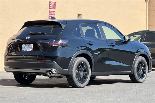 2026 Honda HR-V Sport photo 2