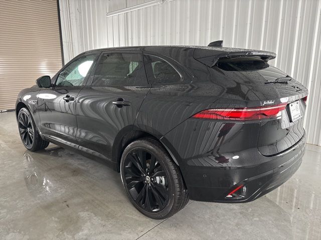 2026 Jaguar F-PACE P250 R-Dynamic S photo 9