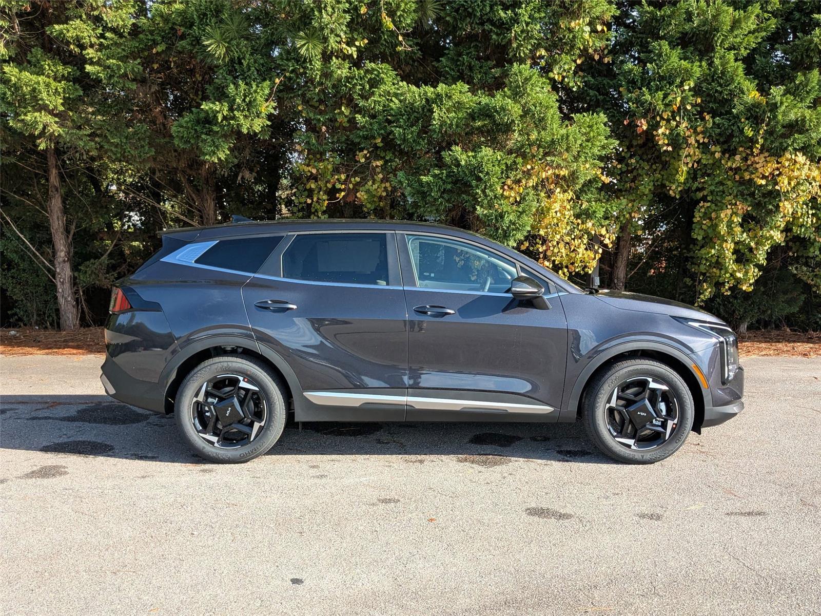 2026 Kia Sportage EX photo 4