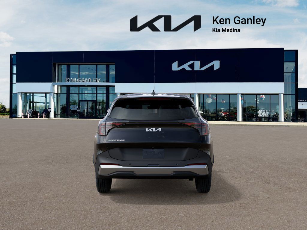2026 Kia Sportage LX photo 3