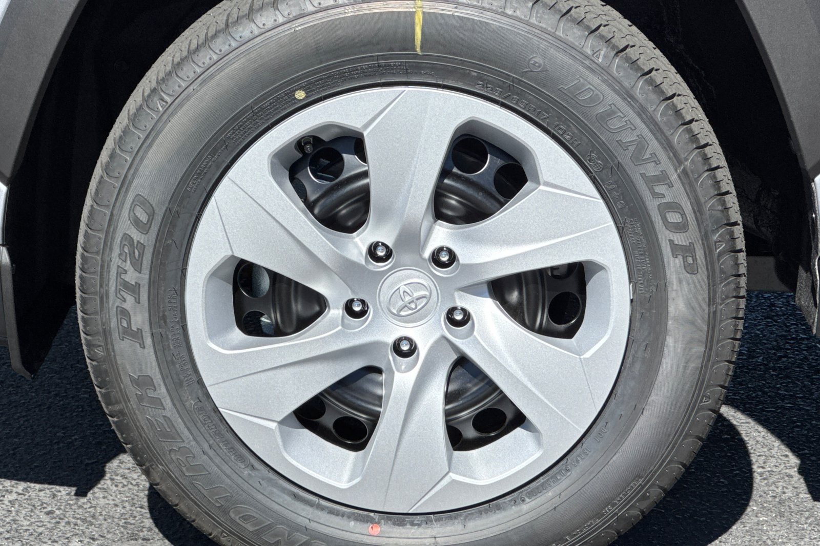 2025 Toyota RAV4 LE photo 25