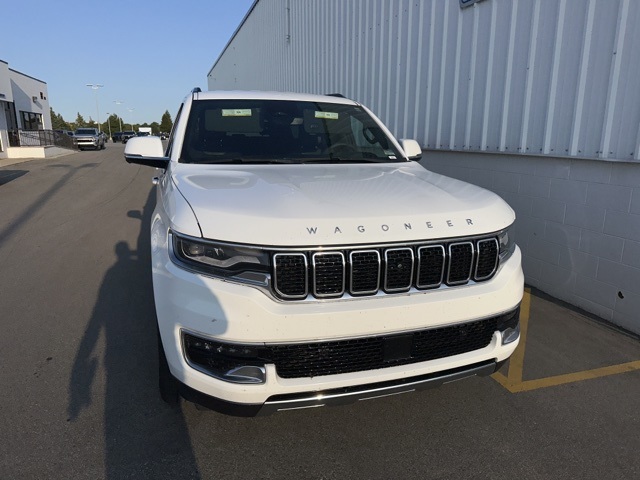 2022 Jeep Wagoneer Series III photo 4