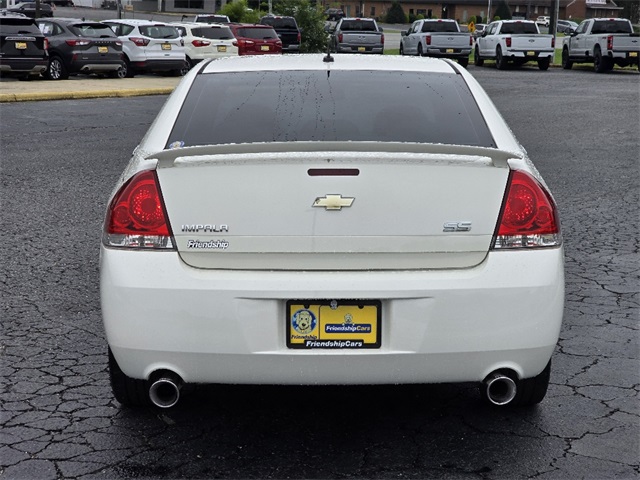 2009 Chevrolet Impala SS photo 22