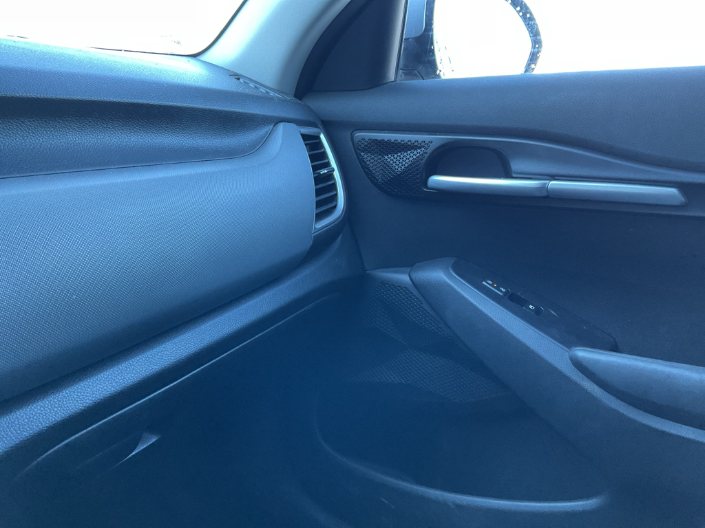 2021 Kia Seltos LX photo 18