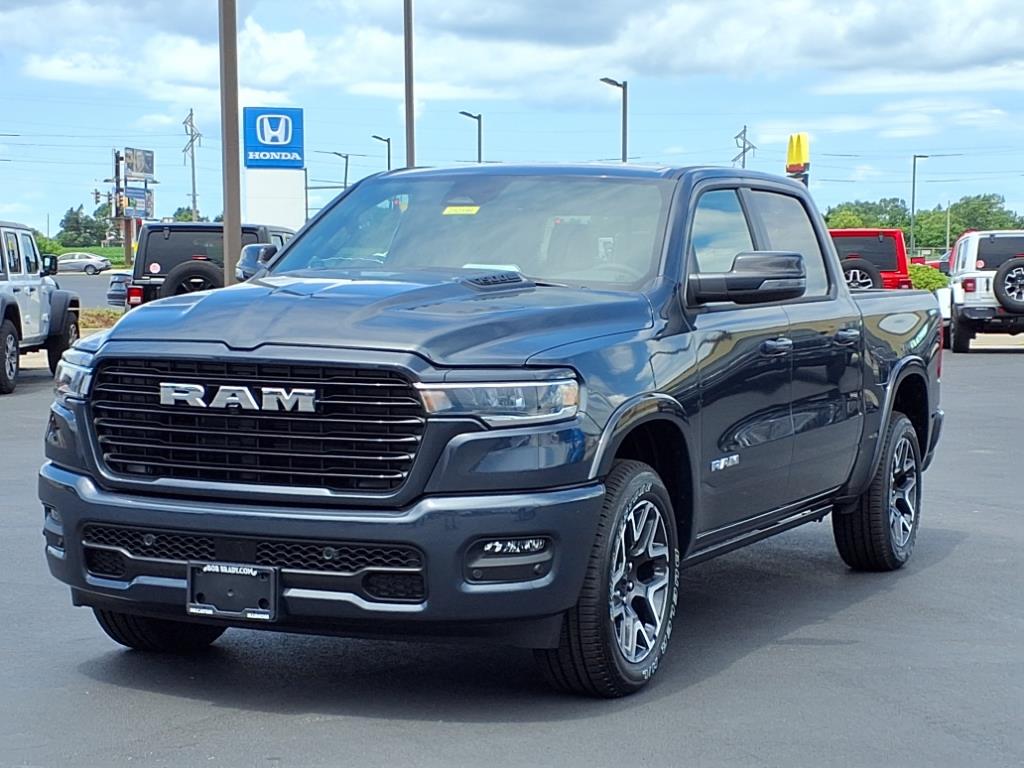 2025 Ram 1500 Laramie photo 13