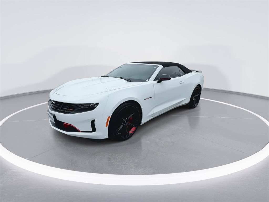 2022 Chevrolet Camaro 2LT photo 4