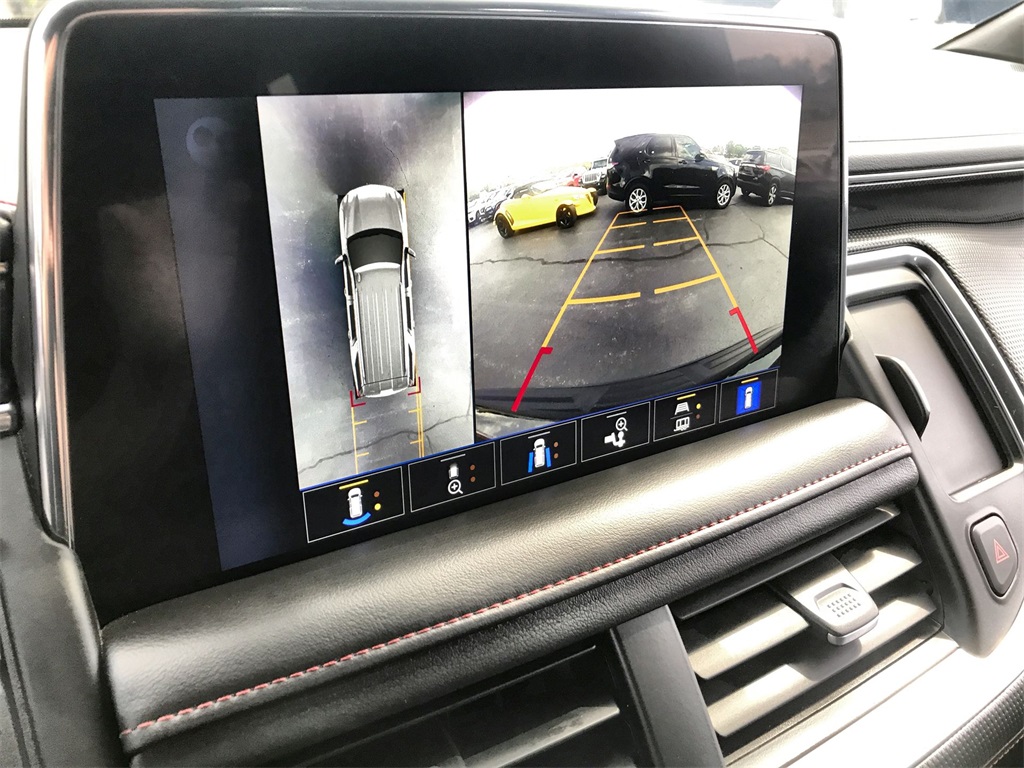 2022 Chevrolet Tahoe RST photo 17