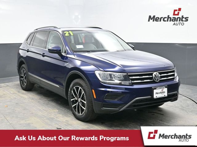 2021 Volkswagen Tiguan SE's photo