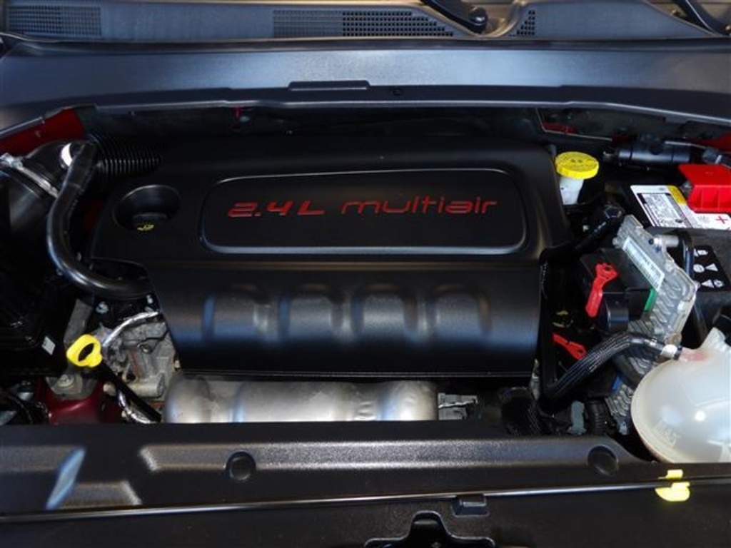 2022 Jeep Compass Latitude Lux photo 11