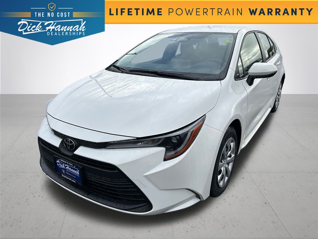 2026 Toyota Corolla LE's photo
