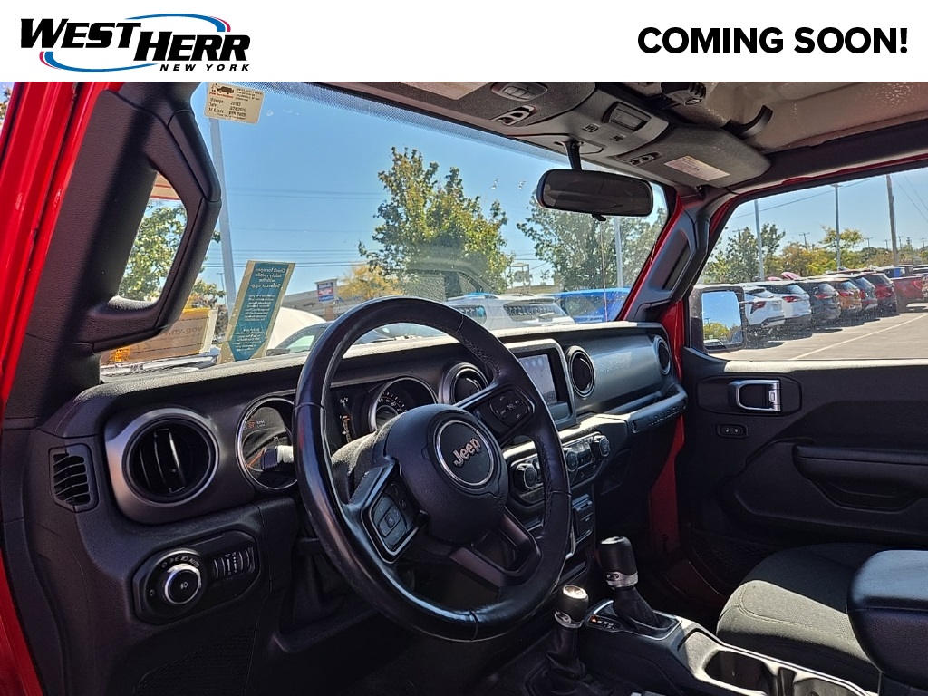 2019 Jeep Wrangler Unlimited Sport S photo 2