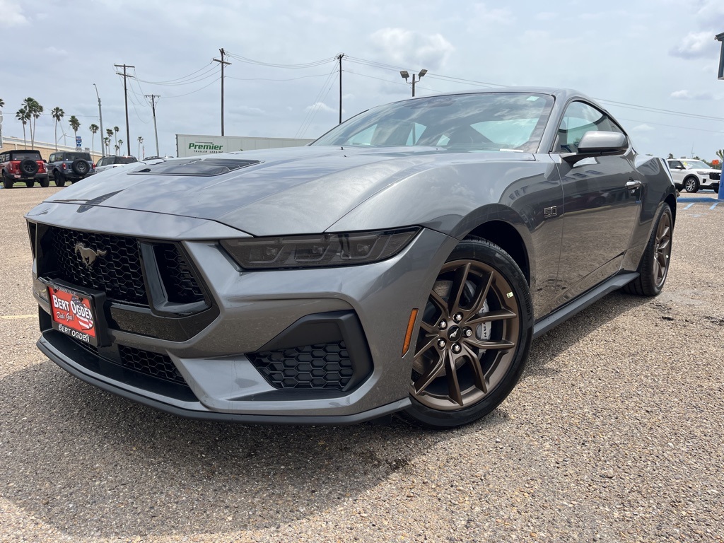 2025 Ford Mustang GT Premium photo 3