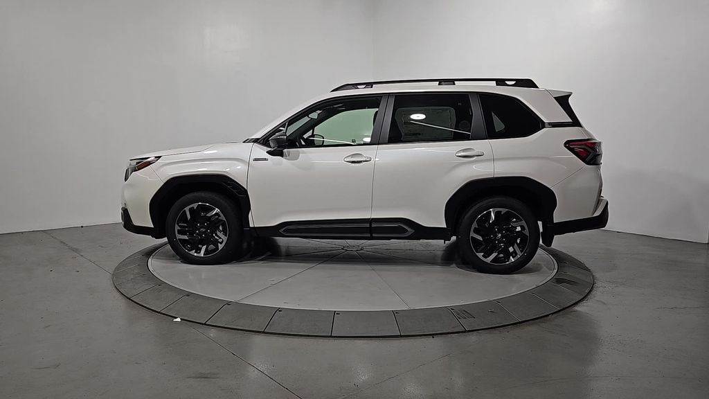 2025 Subaru Forester Limited photo 2