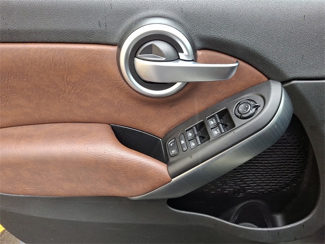 2016 Fiat 500X Lounge photo 13