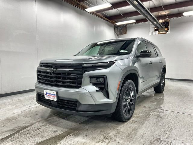 2026 Chevrolet Traverse LT's photo