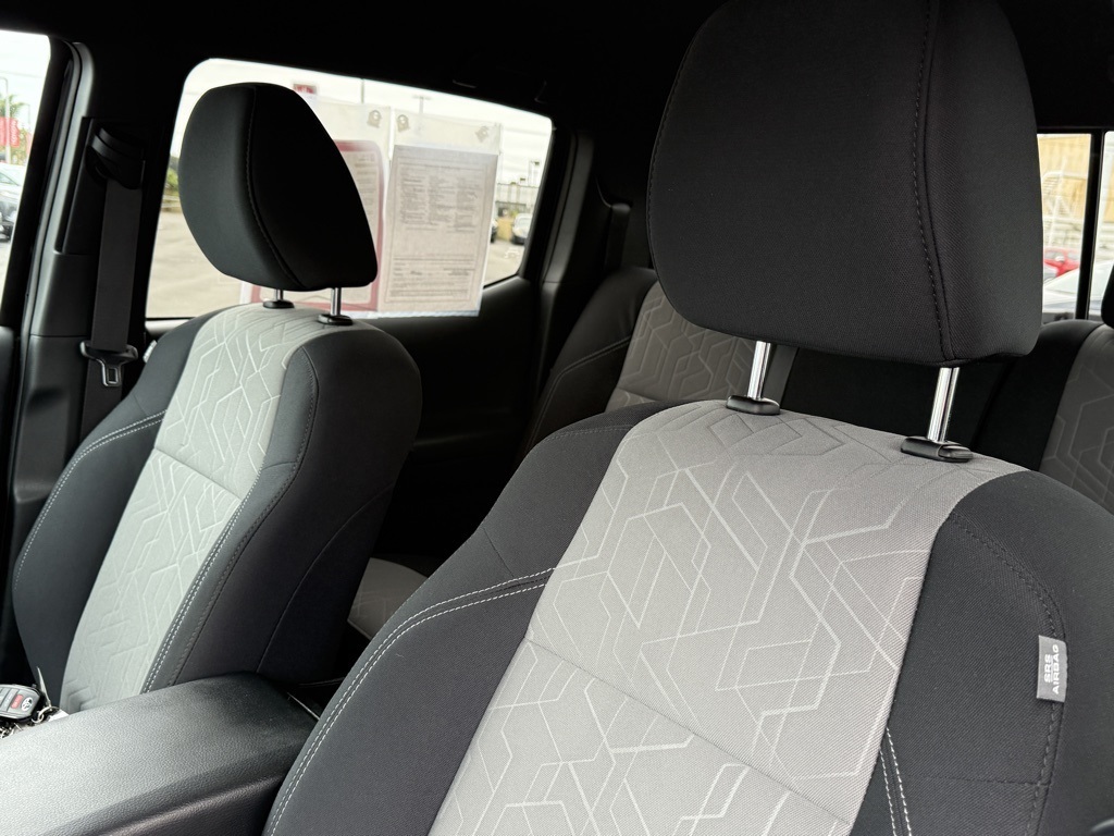 2023 Toyota Tacoma TRD Sport photo 18