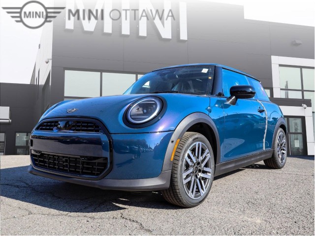 2025 MINI 3 Door DEALER DEMO, Used with a Great Price & New Car Warranty