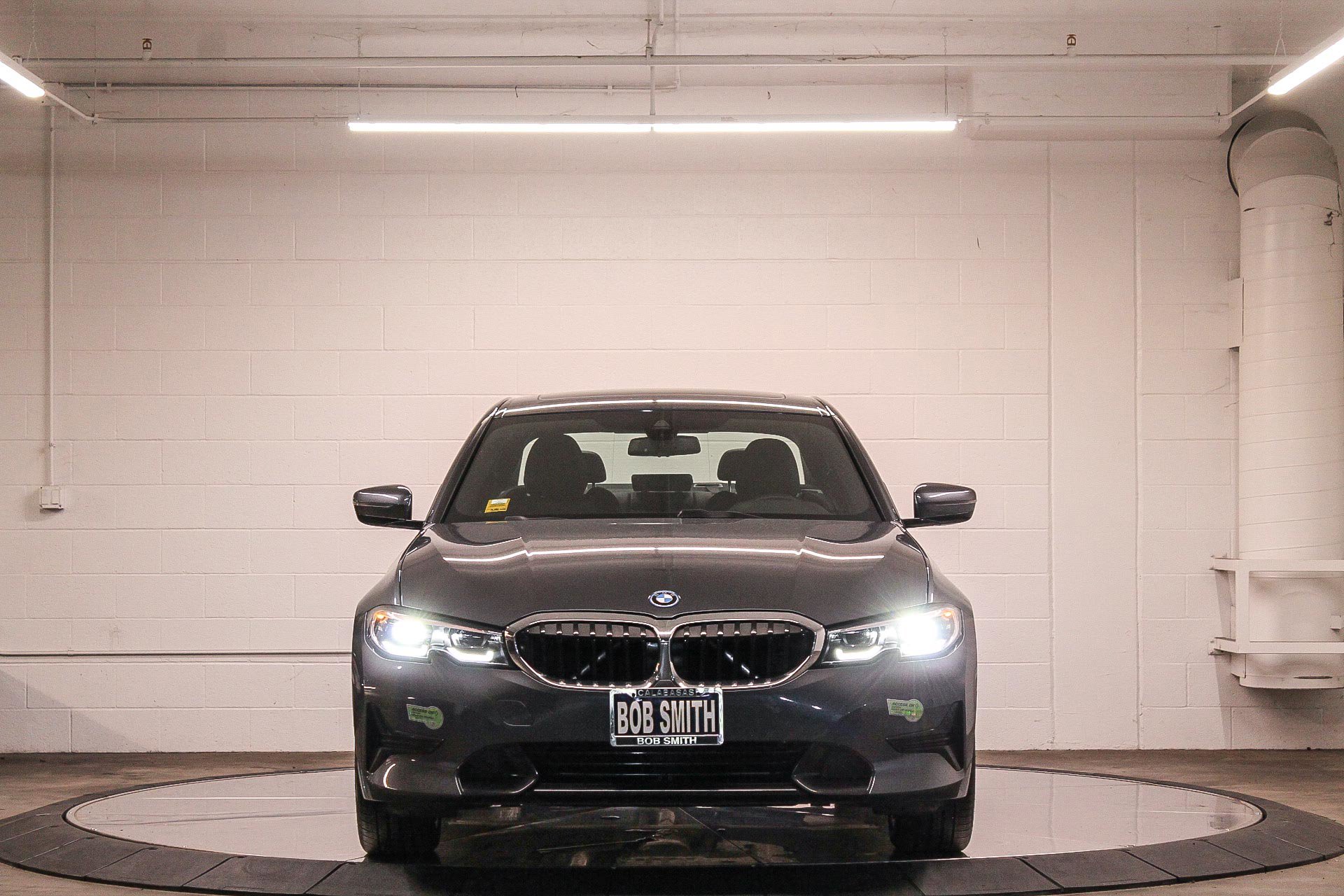2022 Bmw 330e 3-Series photo 2