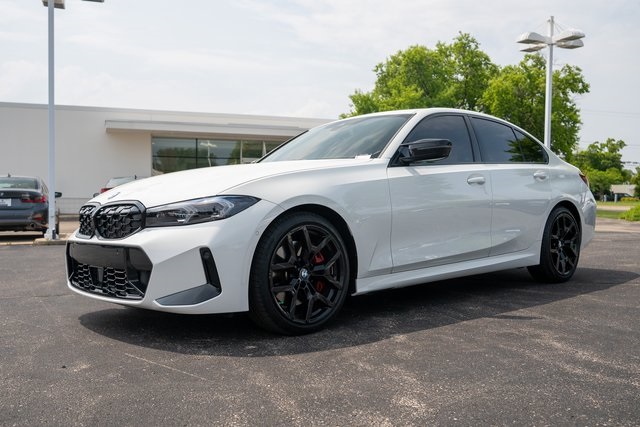 Used 2025 Alpine White BMW M340i xDrive image 1