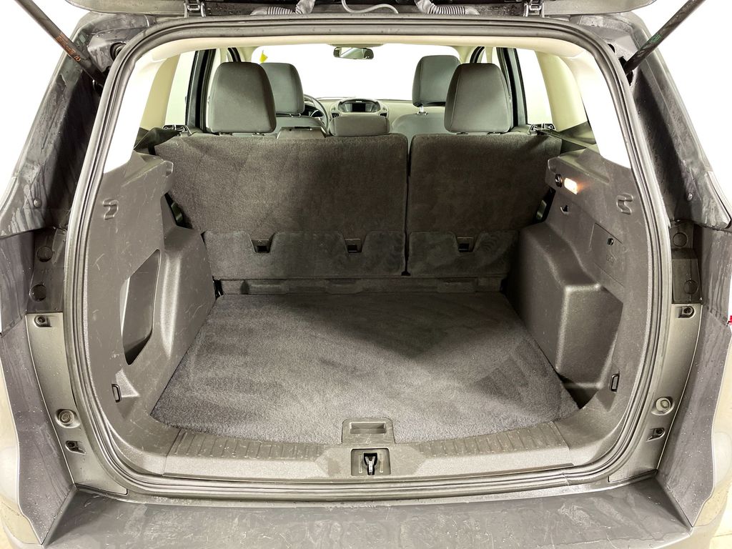 2014 Ford Escape S photo 24