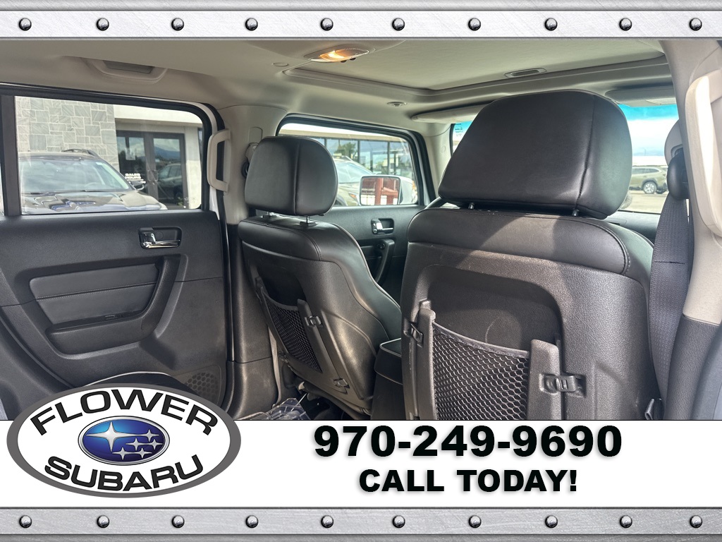 2006 Hummer H3 Luxury photo 13