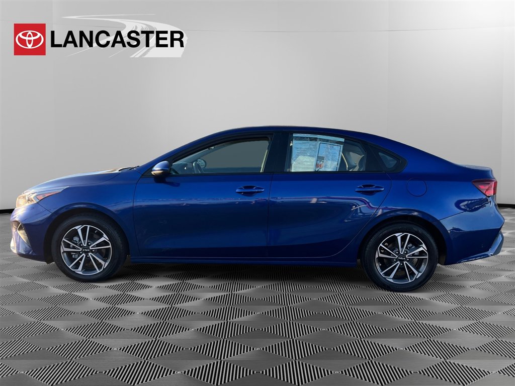 2023 Kia Forte LXS photo 4