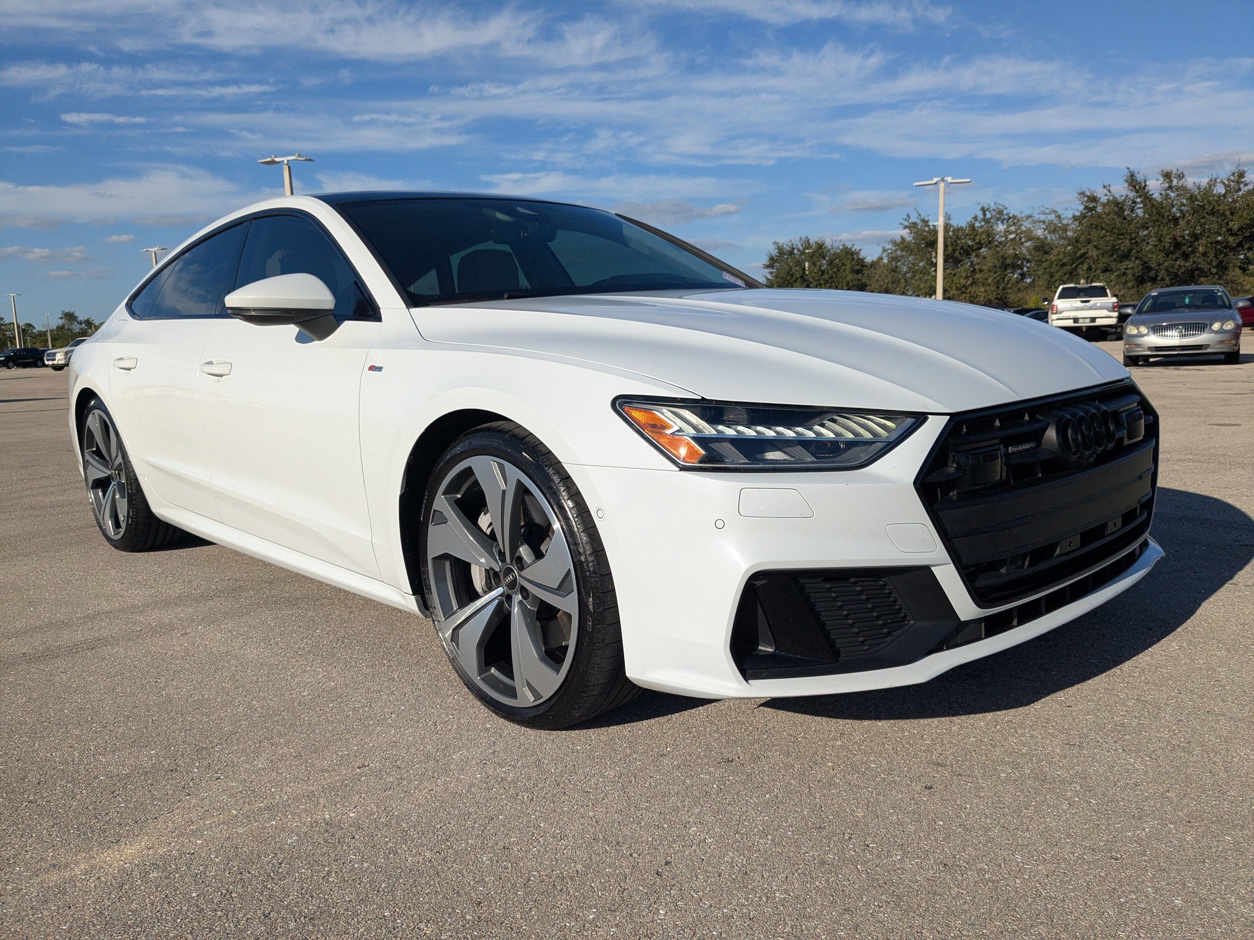 2022 Audi A7 Prestige photo 2