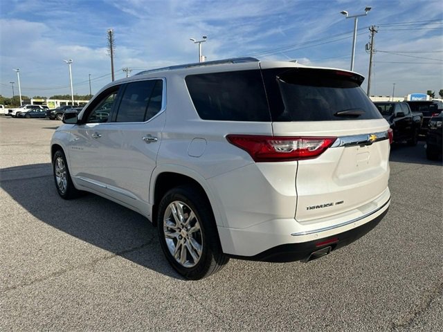 2018 Chevrolet Traverse High Country photo 2