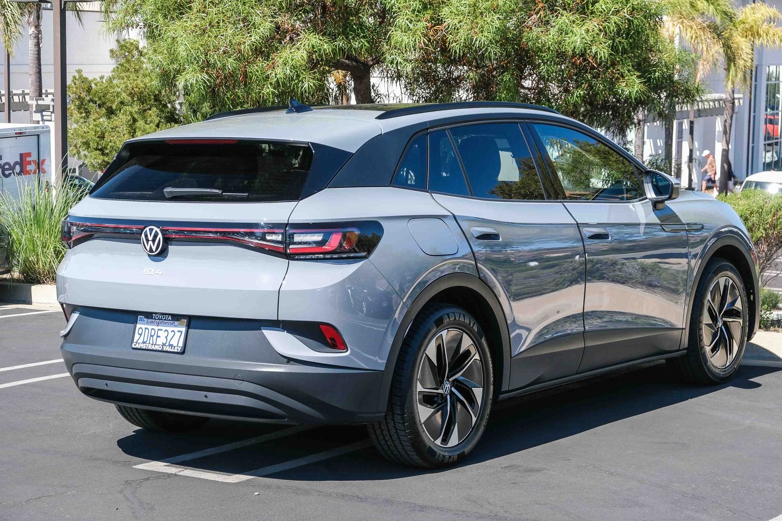 2022 Volkswagen ID.4 Pro S photo 10