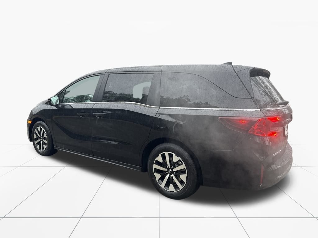 2026 Honda Odyssey EX-L photo 3