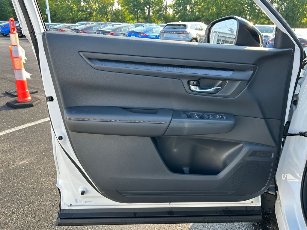 2026 Honda CR-V Hybrid Sport photo 18
