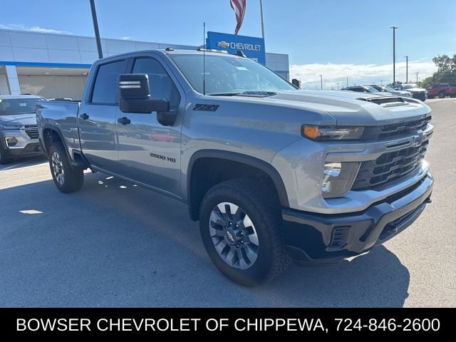 2024 Chevrolet Silverado 2500HD Custom photo 4