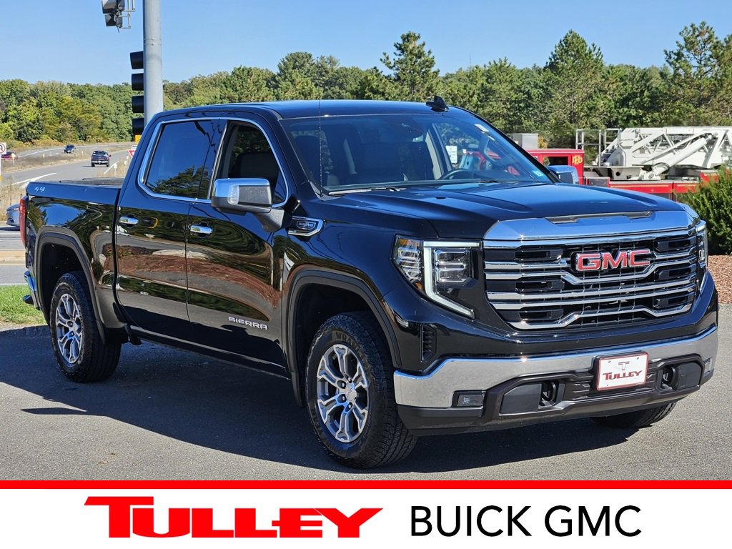 2024 GMC Sierra 1500 SLT's photo