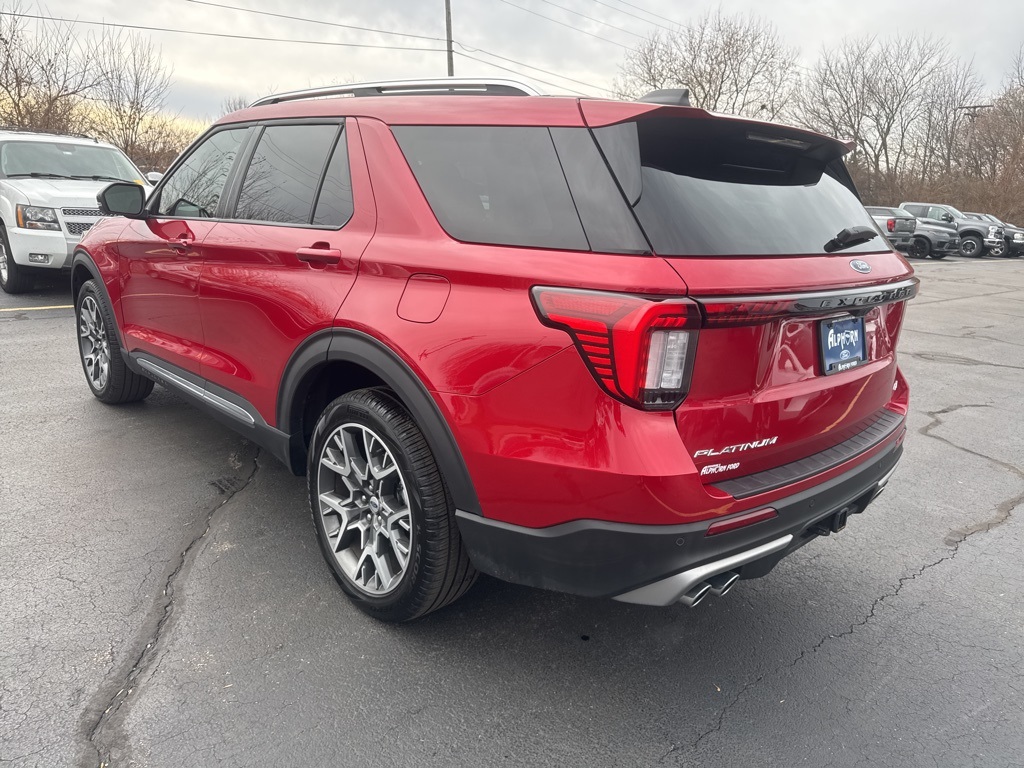 2025 Ford Explorer Platinum photo 4