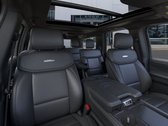2025 Ford Expedition Platinum MAX photo 9
