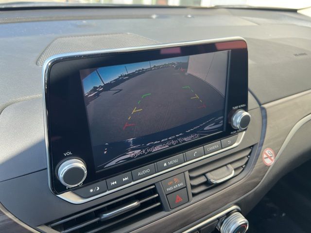 2024 Nissan Altima 2.5 SV photo 9
