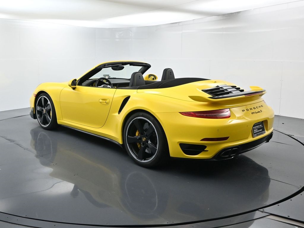 2016 Porsche 911 Turbo S photo 3