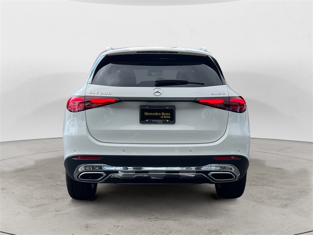 2025 Mercedes Benz GLC 300 4MATIC photo 4